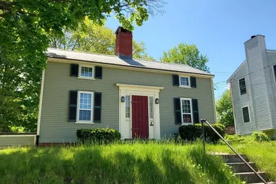 111 Keeley St