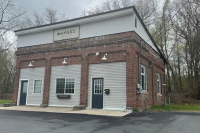 64 Newton St 1