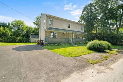 65 Forest St 1