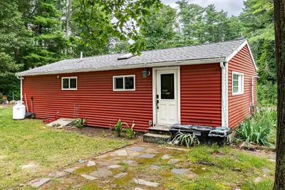 9 Hazel St 1