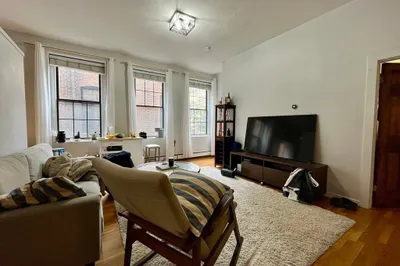19 Fayette St #4
