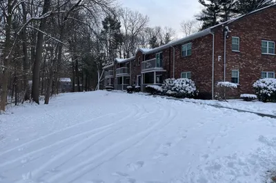 22 Kingswood Dr #6F 1