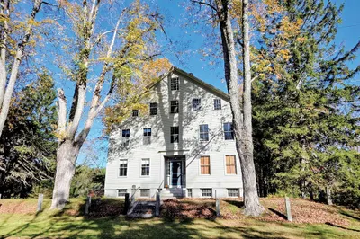 78 Shaker Rd 1