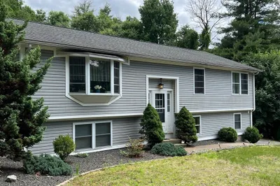5 Circle Dr 1