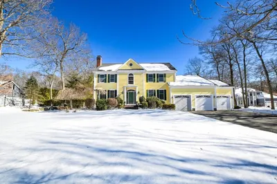 78 Emerald Dr
