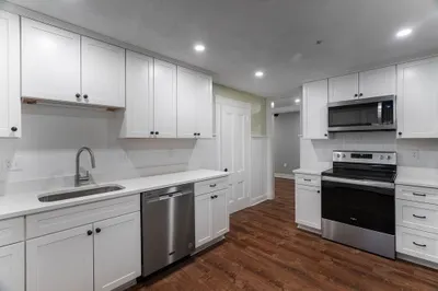 4 Gardner St #3