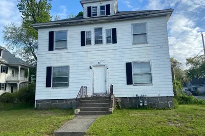 37 Brockton Ave 1