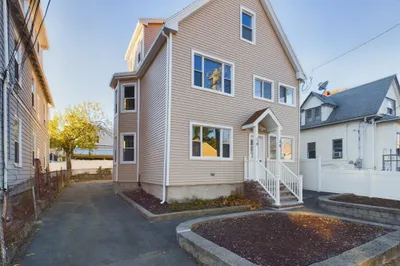 30 Furness St #2 1