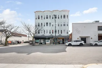 50 1/2 Common St #3