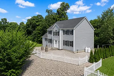3 Moore Dr 1
