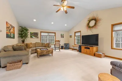 75 Nash Rd