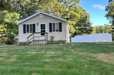 7 Valley Rd 1