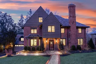 26 Greylock Road 1