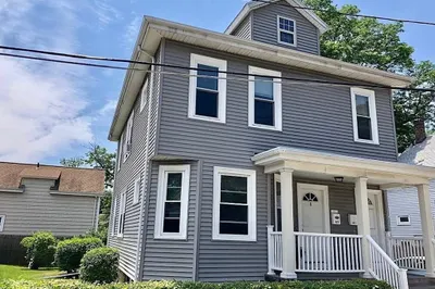 43 Daniels St #43