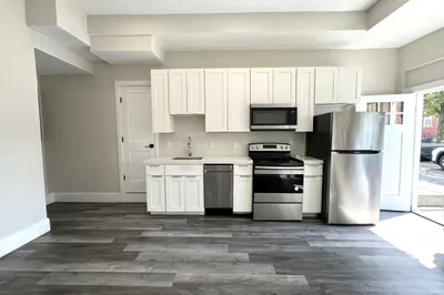 75 Williams Street #1L