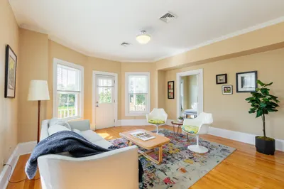 561a Broadway #2 1