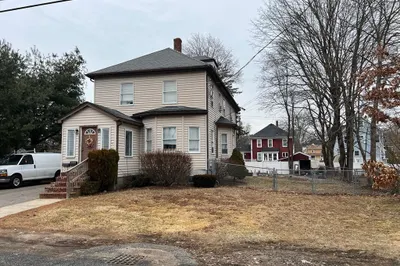 47 Warren Ave 1