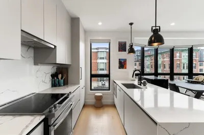 75 W Broadway #301