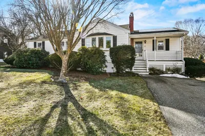 8 Senator Rd