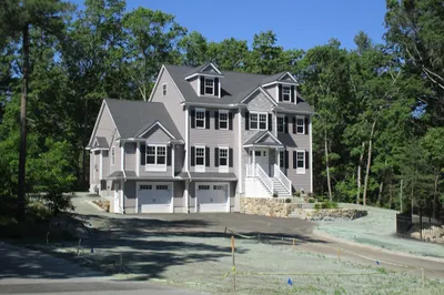 298 River St 1