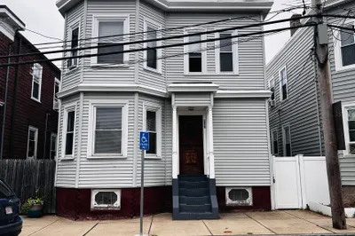 427 Winthrop St #1 1