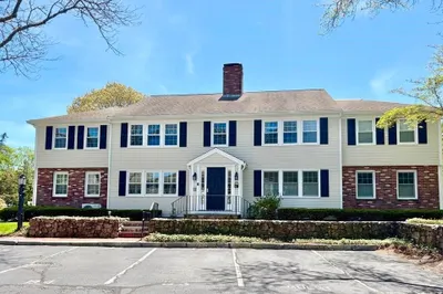 727 Main Street #B1 1