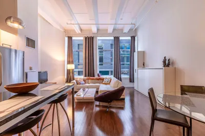 88 Kingston St #2D 1