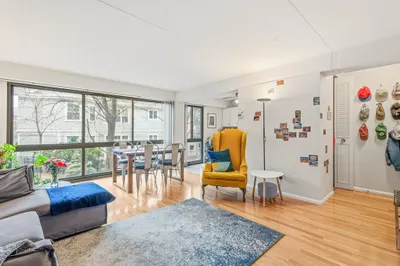 55 Sewall Ave #1C