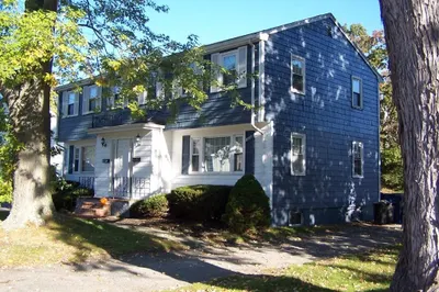 10 Regina Rd 1