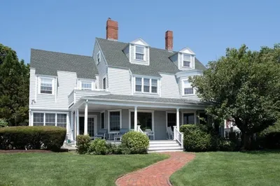4 Spray Avenue