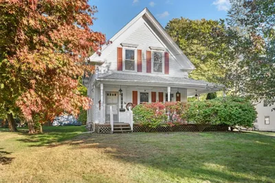 28 Holden St 1