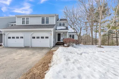 38 Acorn Ave #38 1