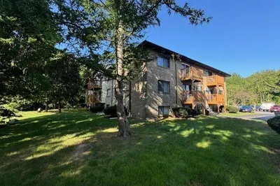 3 Lancelot Ct #5
