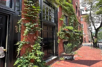 49 Grove St #A
