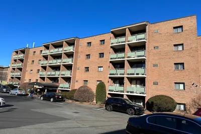 881 Broadway #59