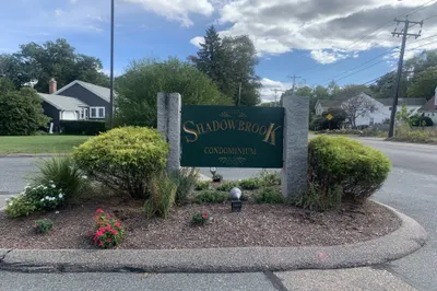 7 Shadowbrook Lane #33 1