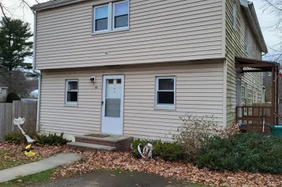 60 Bridle Rd