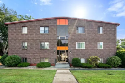 1001 Main St #34