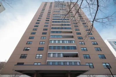 8 Whittier Place #16B 1