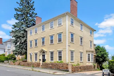 29-31 Pleasant St 1