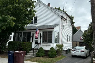27 Woodward Street
