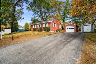 34 Emery St