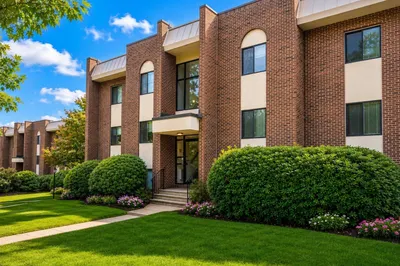 43 Angleside Drive #1 1