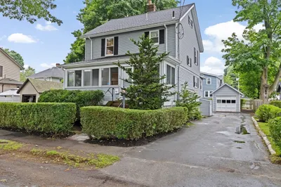 102 Franklin St