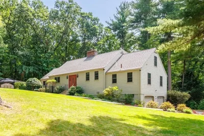 33 Pine Arden Dr 1