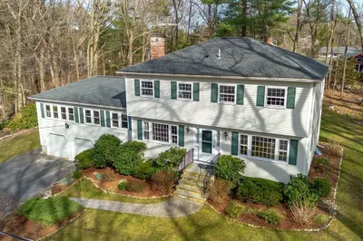 28 Revolutionary Road 1