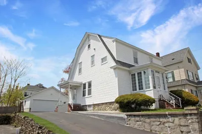 4 Field Ave