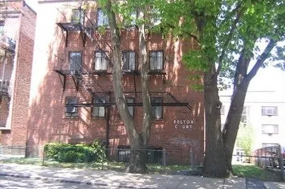 200 Kelton Street #32 1