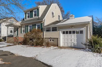 60 Meagher Ave