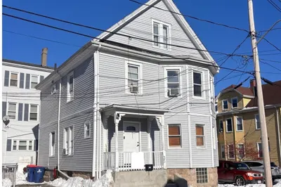35 Larch St 1
